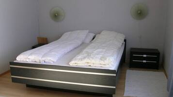 4 habitaciones y muebles diferentes