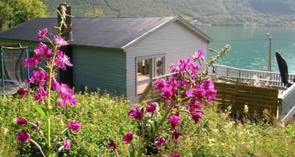 10 Person Holiday Home in Kaldfarnes