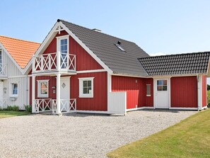 Exterior - 8 Person Holiday Home in Brenderup Fyn (Middelfart)