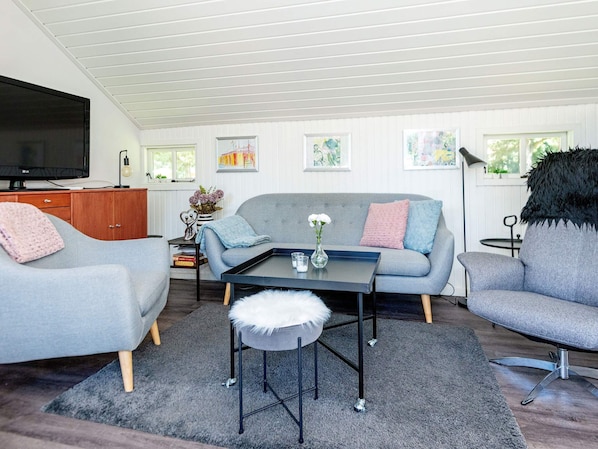 Unclassified image, 1 of 41, button - 4 Person Holiday Home in Hovborg (Hovborg)