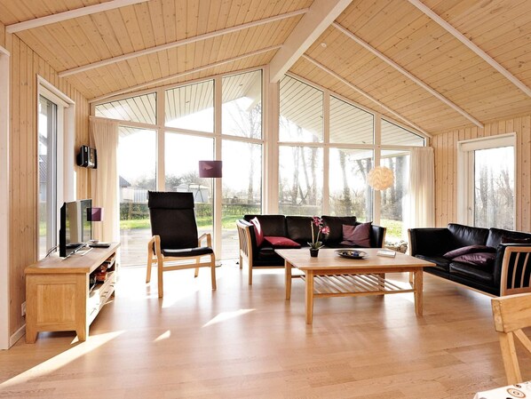 House | Interior - Modern Cottage With Spa - By Traum Ferienwohnungen (Sjølund)