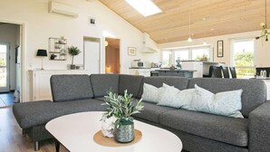 House | Living area | TV - Spacious Holiday Home in Fjerritslev near Sea (Fjerritslev)