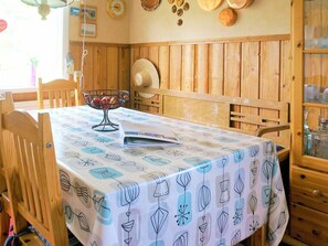 Dining - 4 Person Holiday Home in Lyrestad (Lyrestad)