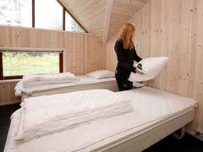 5 bedrooms - Quaint Holiday Home with Sauna in Jerup (Jerup)