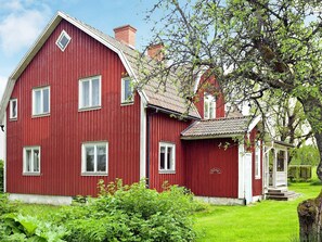 Exterior - Holiday Home in Västra Ämtervik (Vastra Amtervik)