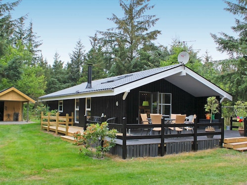 Cozy Holiday Home in Oksbøl With Whirlpool