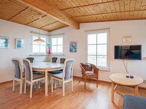 Dining - Welcoming Apartment in Allingåbro Denmark With Terrace (Allingåbro)