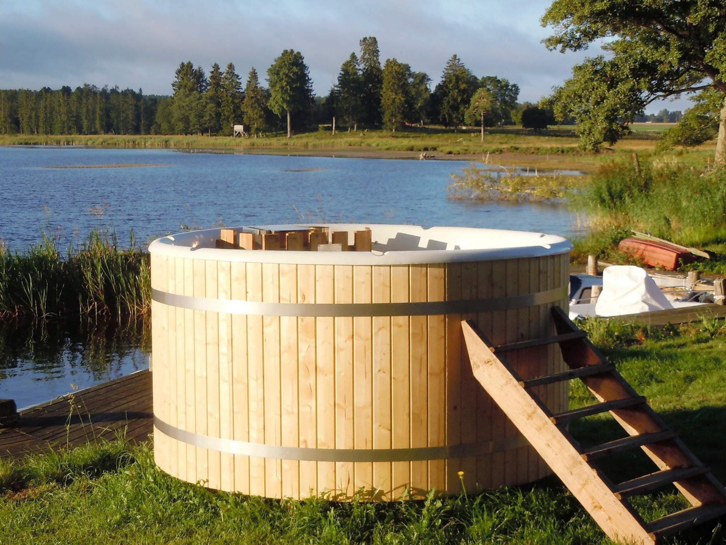 إطلالة على المياه