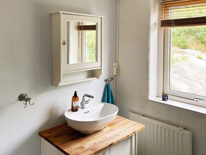 House | Bathroom | Towels - Holiday Home in Ugglarp (Sloinge)