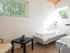 3 bedrooms, cribs/infant beds - Modern Holiday Home in Egå With Sauna (Aarhus)