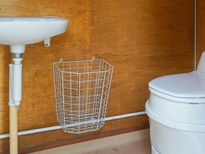 Shower - 6 Person Holiday Home in Valdemarsvik (Valdemarsvik)