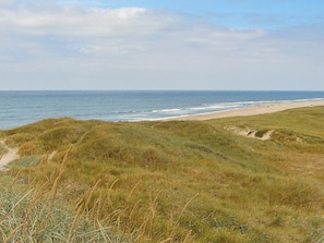 Unclassified image, 2 of 16, button - Luxurious Holiday Home With Private Whirlpool in Harboøre (Harboore)