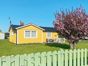 House | Exterior - 4 Person Holiday Home in Tvaaker-by Traum (Tvaaker)