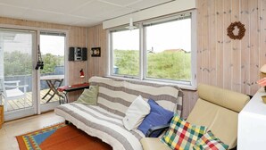 Unclassified image, 5 of 20, button - Large Holiday Home near Sea in Løkken Denmark (Lokken)