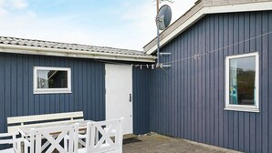 Unclassified image, 2 of 20, button - Large Holiday Home near Sea in Løkken Denmark (Lokken)