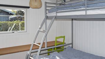 3 chambres, ameublement personnalisé, lits bébé