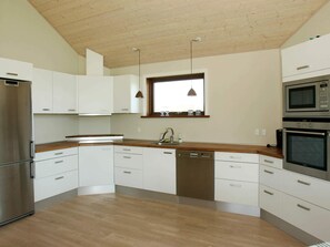House | Private kitchen | Highchair - 8 Person Holiday Home in Storvorde (Storvorde)