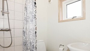 Bathroom - Cozy Holiday Home in Storvorde Denmark With Private Spa (Storvorde)