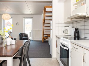 Uklassifisert bilde, 2 av 32, knapp