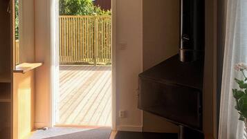 2 bedrooms, individually furnished
