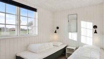 House | 11 bedrooms