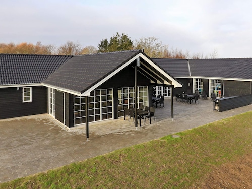 5 Star Holiday Home in Frorup