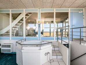 House | Spa treatment