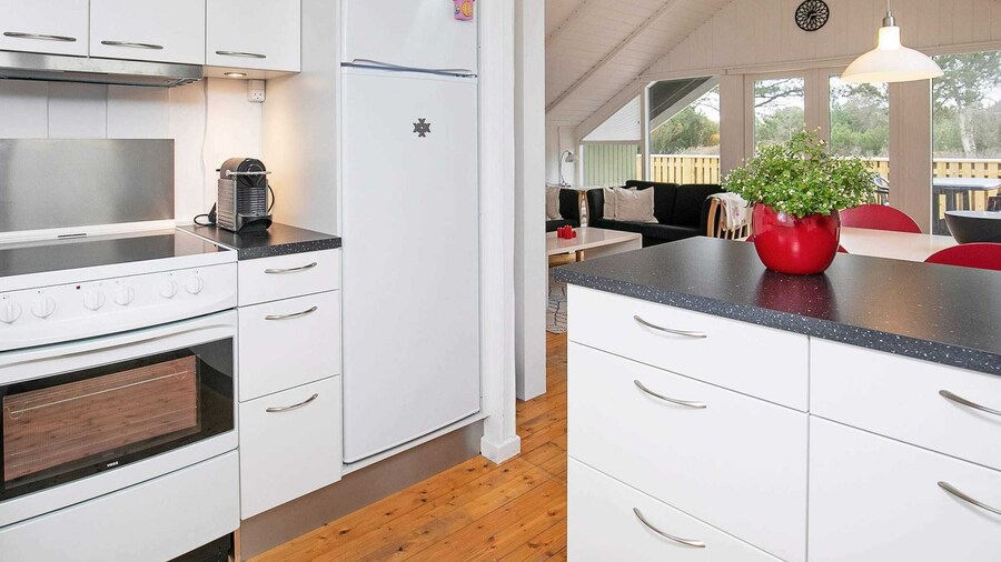 Lovely Holiday Home in Ålbæk near Sea