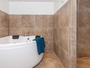 House | Spa treatment - Luxury Retreat by Beach - By Traum Ferienwohnungen (Glesborg)