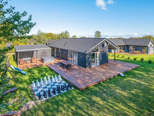 House | Exterior - Luxury Retreat by Beach - By Traum Ferienwohnungen (Glesborg)