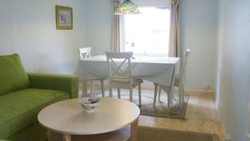 House | Dining