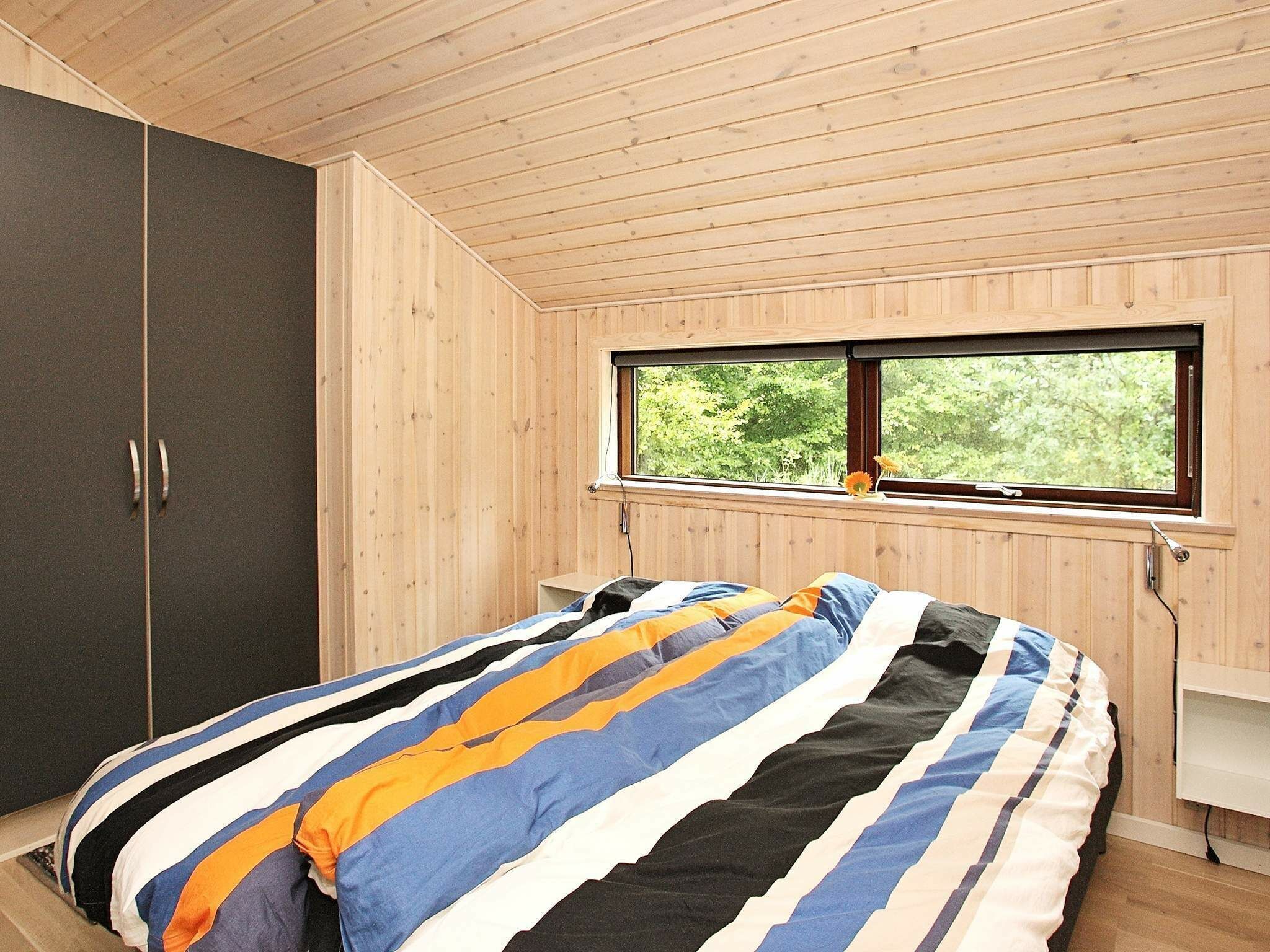 4 Schlafzimmer, Babybetten