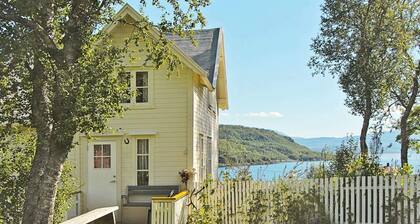 4 Person Holiday Home in Skatvik