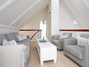 Apartment | Living area