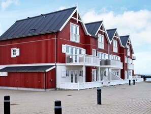 Apartment | Exterior
