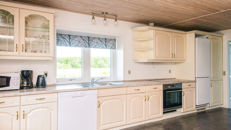 12 Person Holiday Home in Bredebro-by Traum