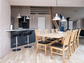 House | Dining