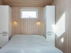 บ้านพัก | 5 ห้องนอน