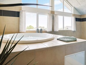 Spa treatment - 5 Star Holiday Home in Bogense (Bogense)