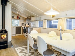 House | Dining