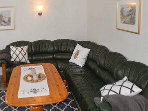 Interior - 7 Person Holiday Home in Averoy (Averoy)
