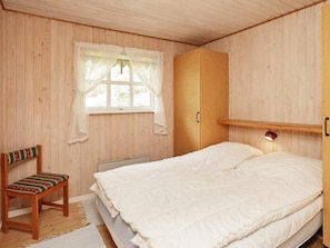 3 Schlafzimmer, Babybetten