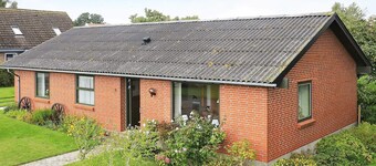 Cozy Holiday Home in Syddanmark near Sea