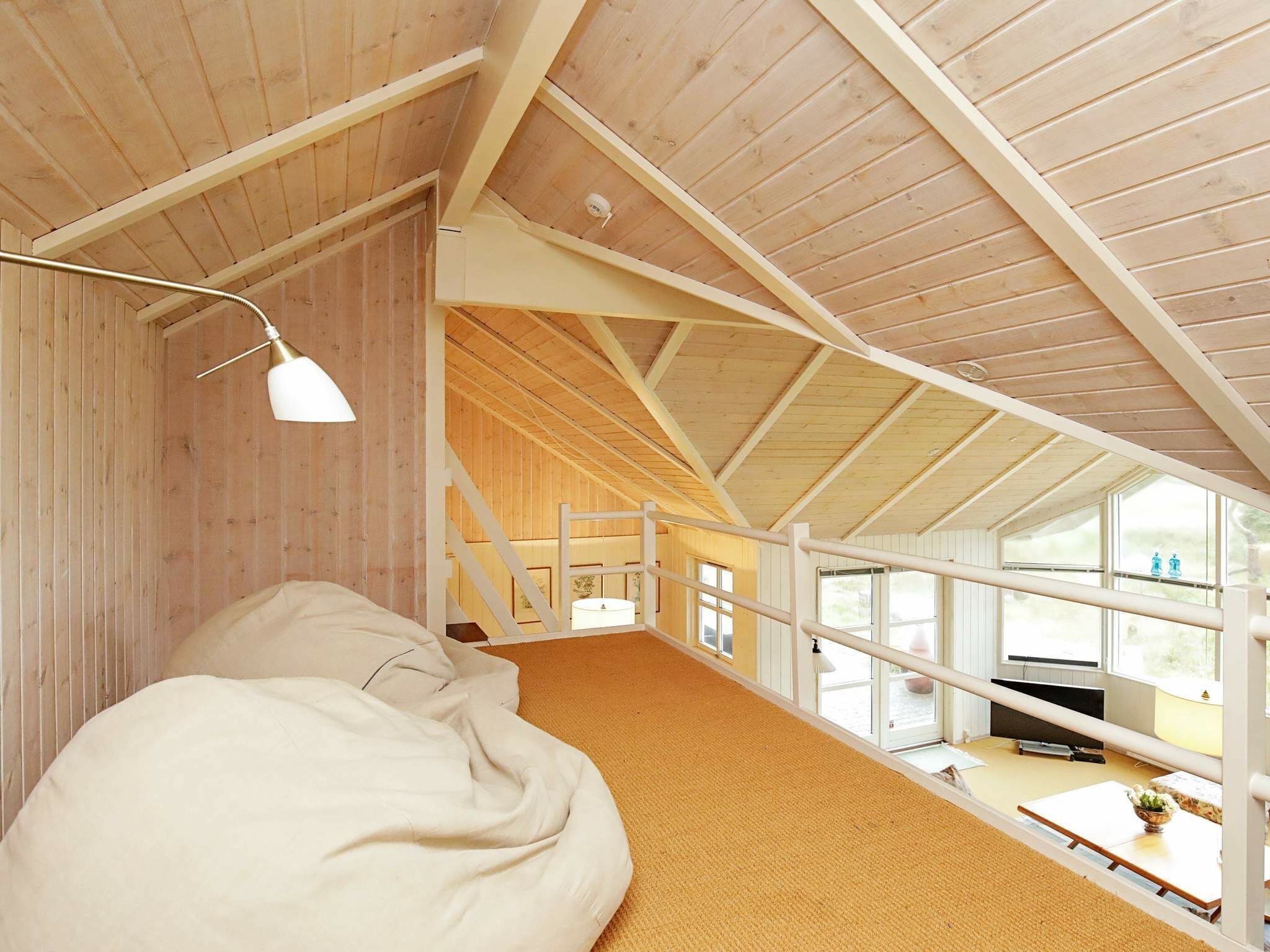 3 bedrooms, cribs/infant beds