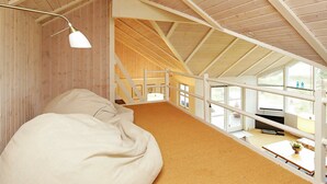 3 bedrooms, cots/infant beds - Modern Holiday Home in Zealand Near Sea (Nykobing Sjaelland)