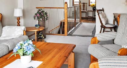 6 Person Holiday Home in Bengtsfors-by Traum