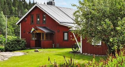 6 Person Holiday Home in Bengtsfors-by Traum