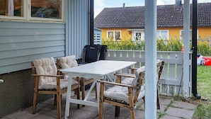 Balcony - 5 Person Holiday Home in Gamleby (Gamleby)