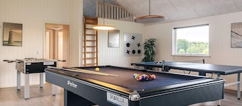 5 Star Holiday Home in Stege