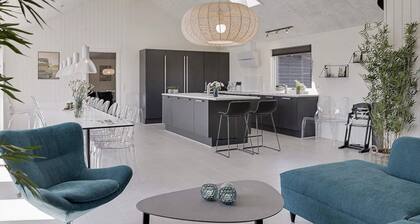 5 Star Holiday Home in Stege